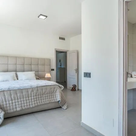 Ca Na Saurina By Interhome * Crestatx